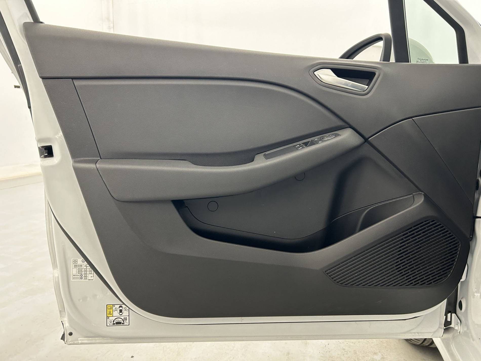 Vente en ligne Renault Clio 5 Clio TCe 90 - 21N au prix de 14 490 €