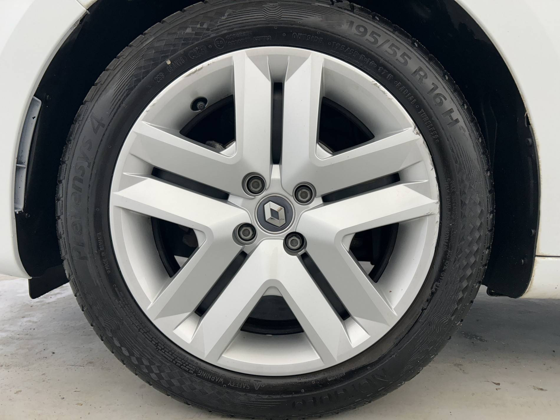 Vente en ligne Renault Clio 5 Clio SCe 65 - 21N au prix de 12 990 €