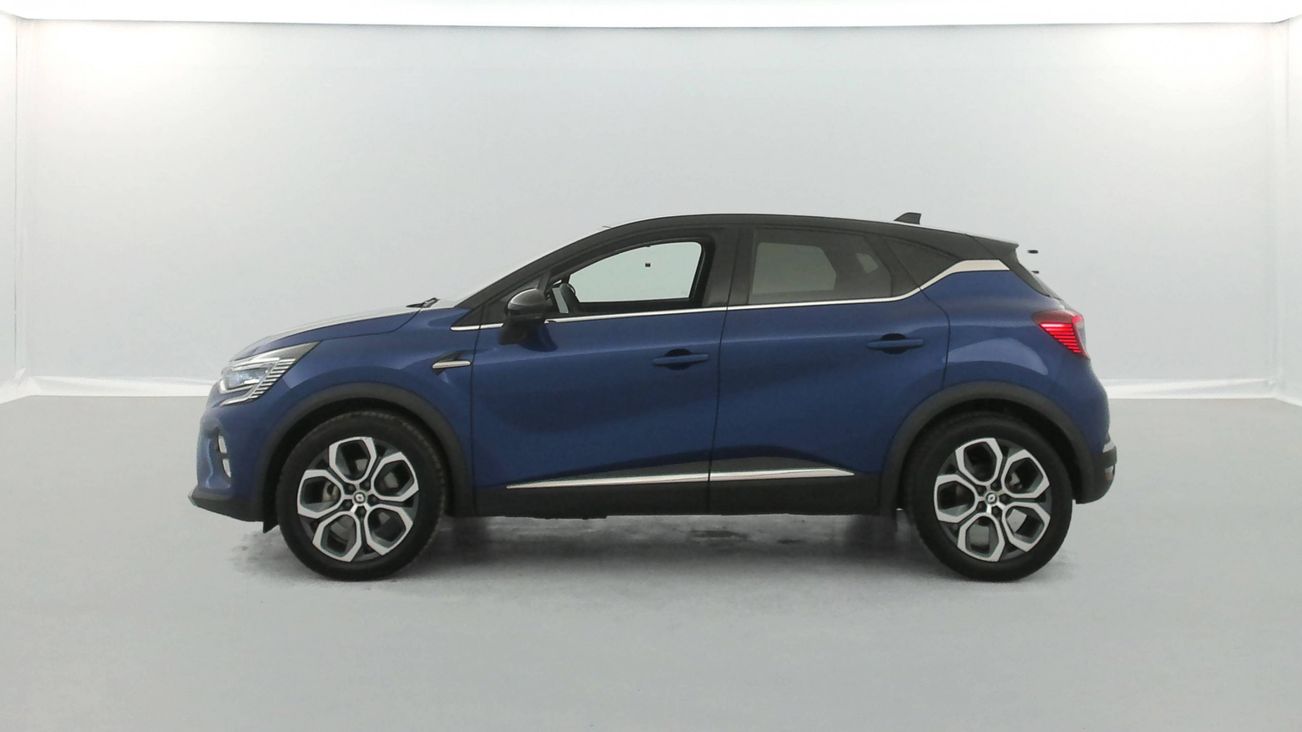 Vente en ligne Renault Captur  E-Tech full hybrid 145 au prix de 20 490 €