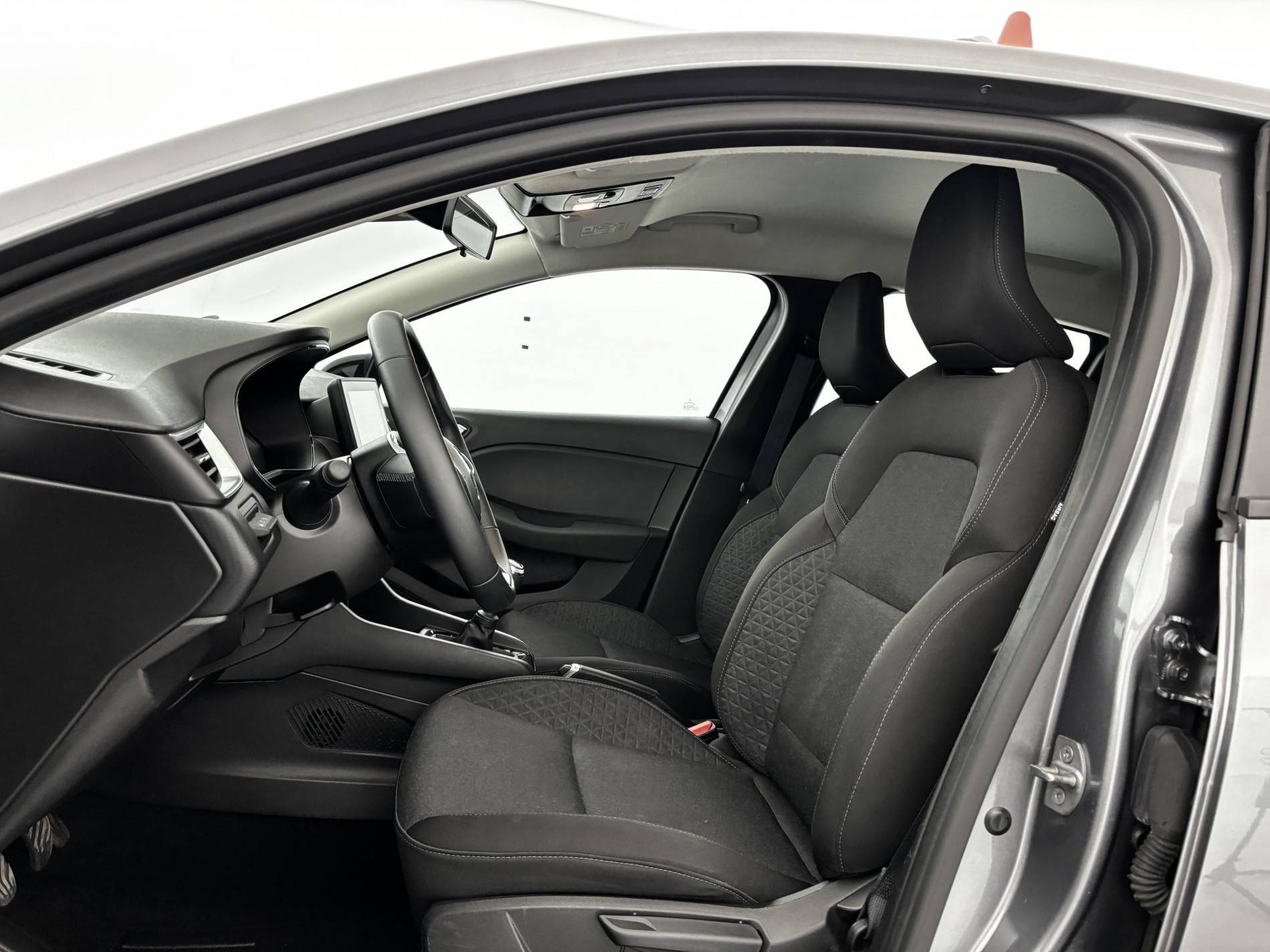 Vente en ligne Renault Clio 5 Clio TCe 90 au prix de 16 490 €