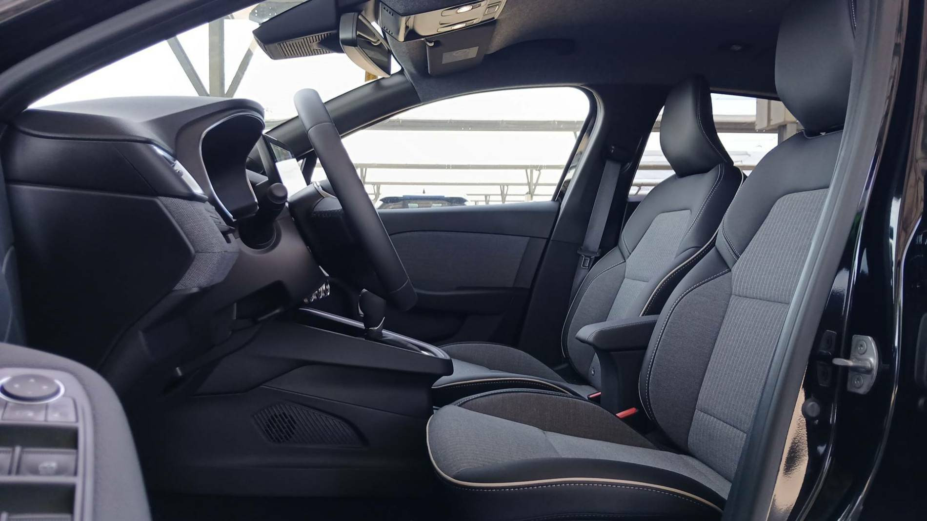 Vente en ligne Renault Clio 5 Clio E-Tech full hybrid 145 ch GSR2 au prix de 22 990 €