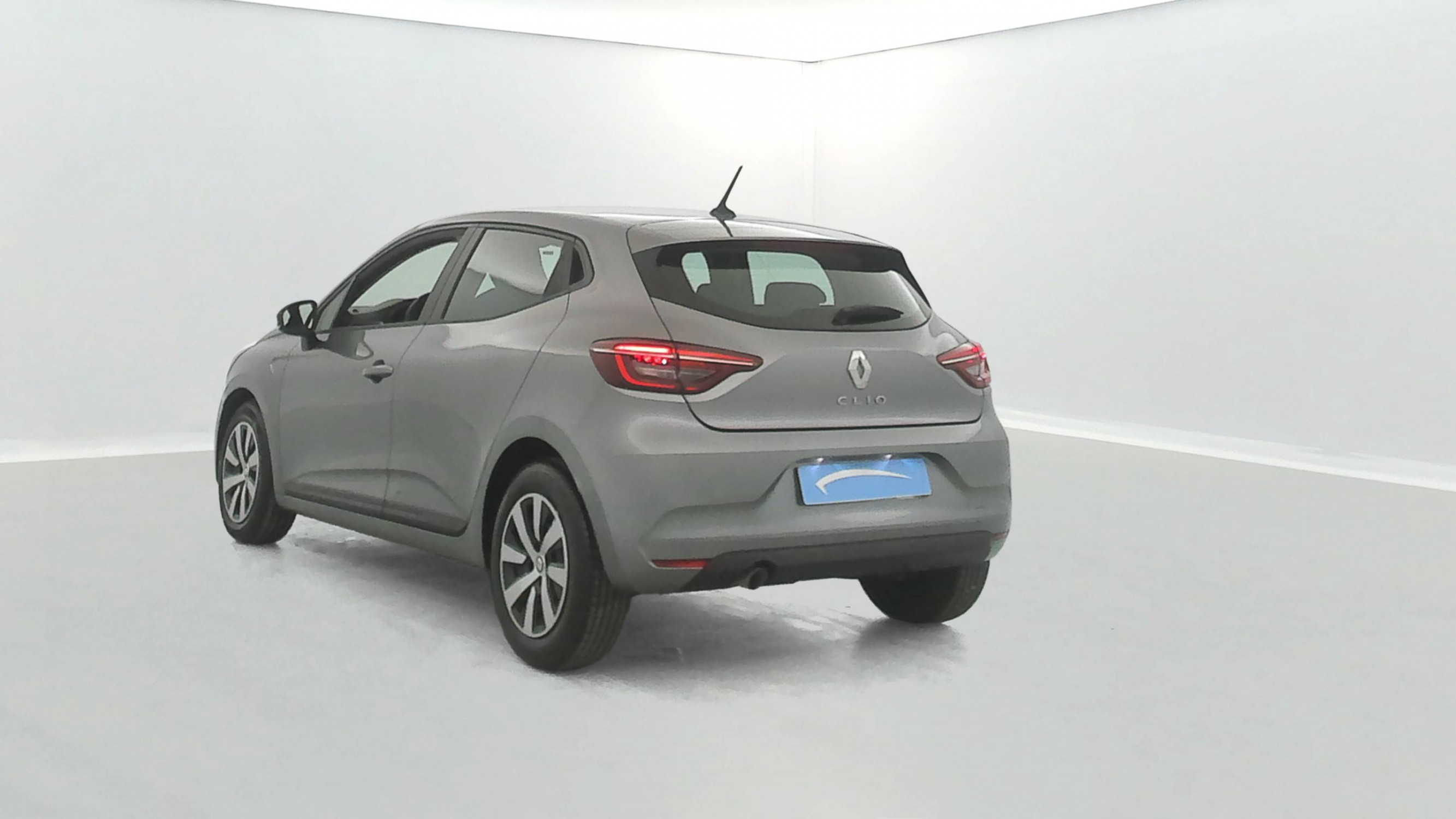 Vente en ligne Renault Clio 5 Clio TCe 90 au prix de 16 490 €