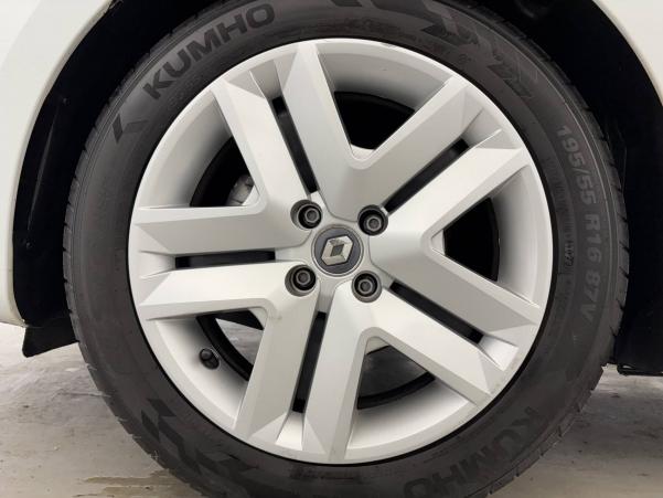Vente en ligne Renault Clio 5 Clio SCe 65 - 21N au prix de 13 490 €