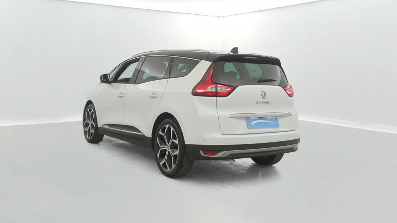 Vente en ligne Renault Grand Scenic 4 Grand Scenic TCe 140 EDC au prix de 25 990 €