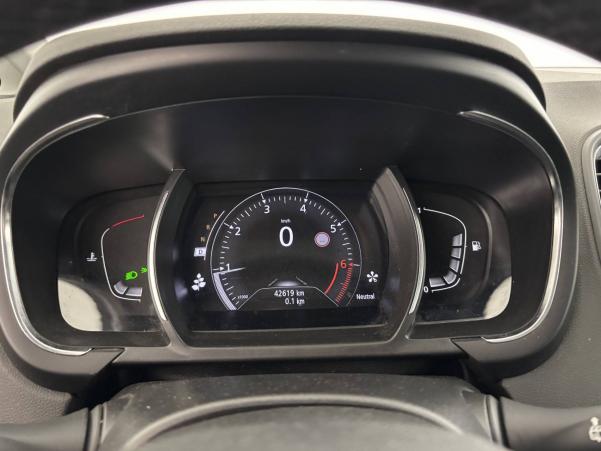 Vente en ligne Renault Grand Scenic 4 Grand Scenic TCe 140 EDC au prix de 25 990 €