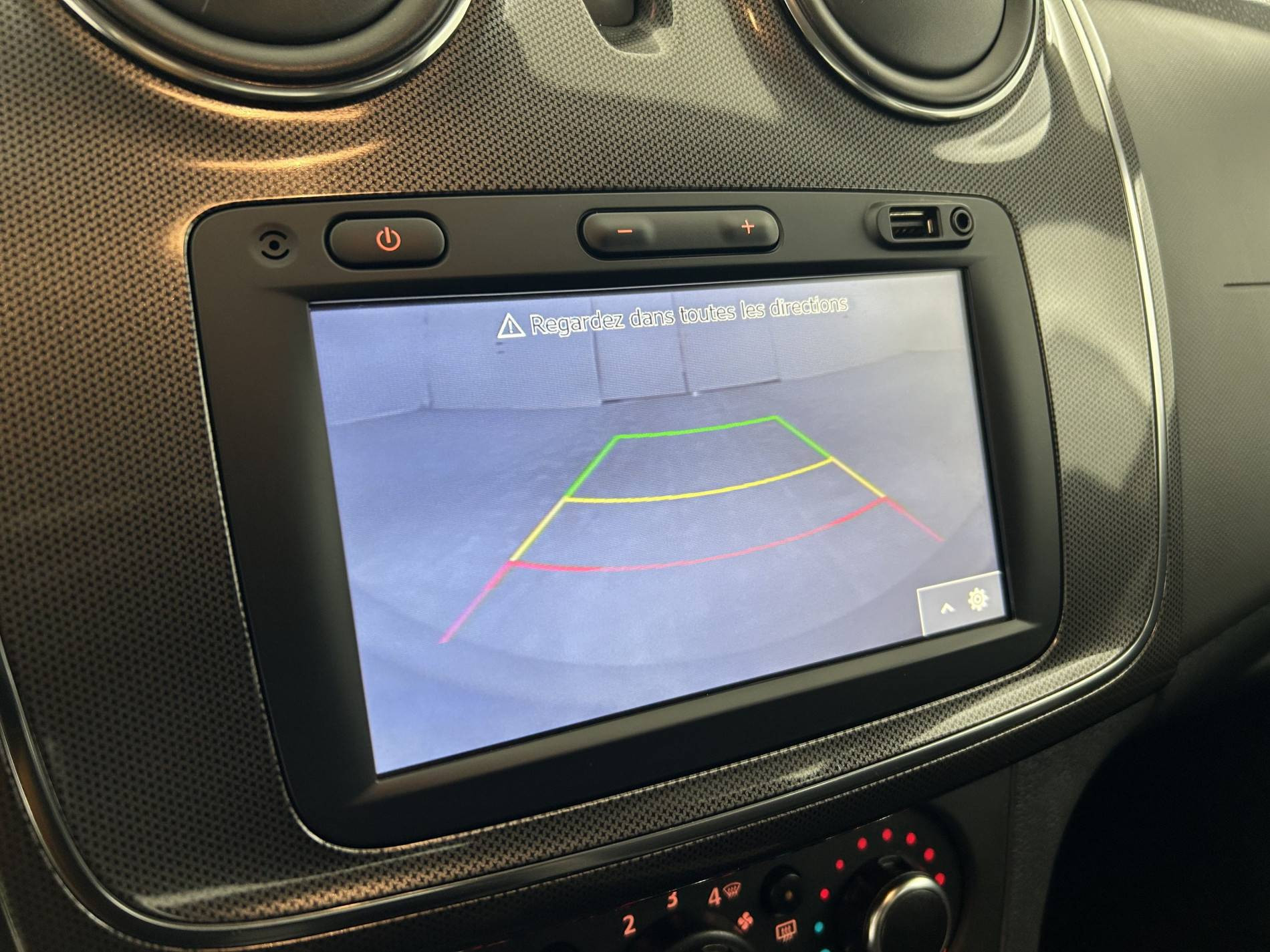 Vente en ligne Dacia Sandero  ECO-G 100 au prix de 10 990 €