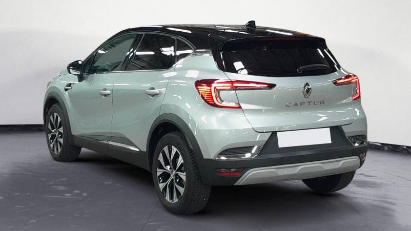 Vente en ligne Renault Captur  mild hybrid 140 au prix de 21 990 €