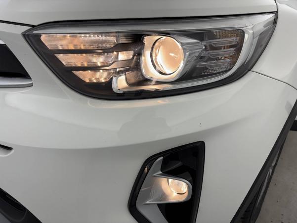Vente en ligne Kia Stonic  1.0 T-GDi 120 ch MHEV DCT7 au prix de 17 490 €