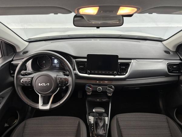 Vente en ligne Kia Stonic  1.0 T-GDi 120 ch MHEV DCT7 au prix de 17 490 €