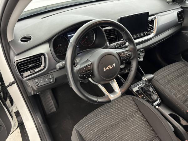 Vente en ligne Kia Stonic  1.0 T-GDi 120 ch MHEV DCT7 au prix de 17 490 €
