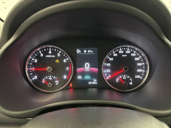 Vente en ligne Kia Stonic  1.0 T-GDi 120 ch MHEV DCT7 au prix de 17 490 €