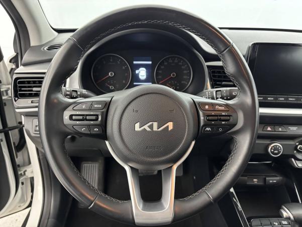 Vente en ligne Kia Stonic  1.0 T-GDi 120 ch MHEV DCT7 au prix de 17 490 €