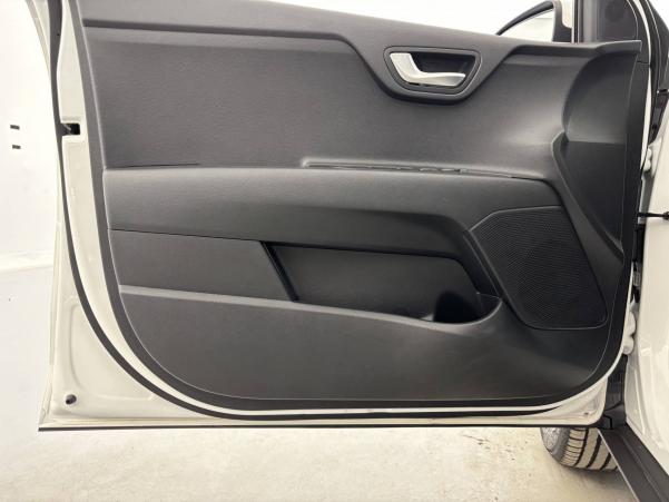 Vente en ligne Kia Stonic  1.0 T-GDi 120 ch MHEV DCT7 au prix de 17 490 €