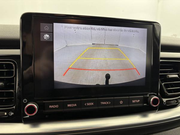 Vente en ligne Kia Stonic  1.0 T-GDi 120 ch MHEV DCT7 au prix de 17 490 €