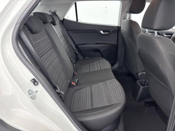 Vente en ligne Kia Stonic  1.0 T-GDi 120 ch MHEV DCT7 au prix de 17 490 €