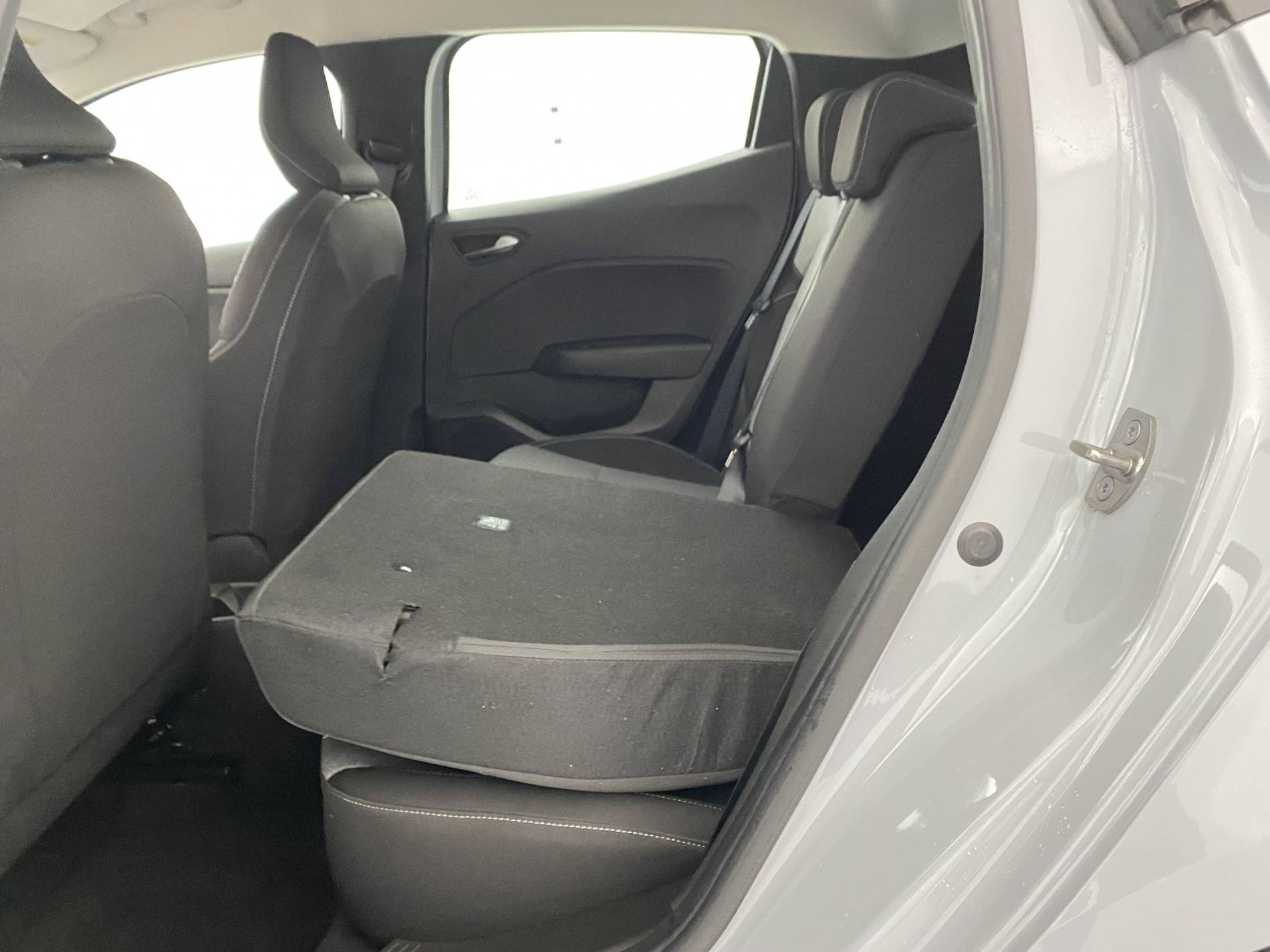 Vente en ligne Renault Clio 5 Clio TCe 90 au prix de 16 990 €