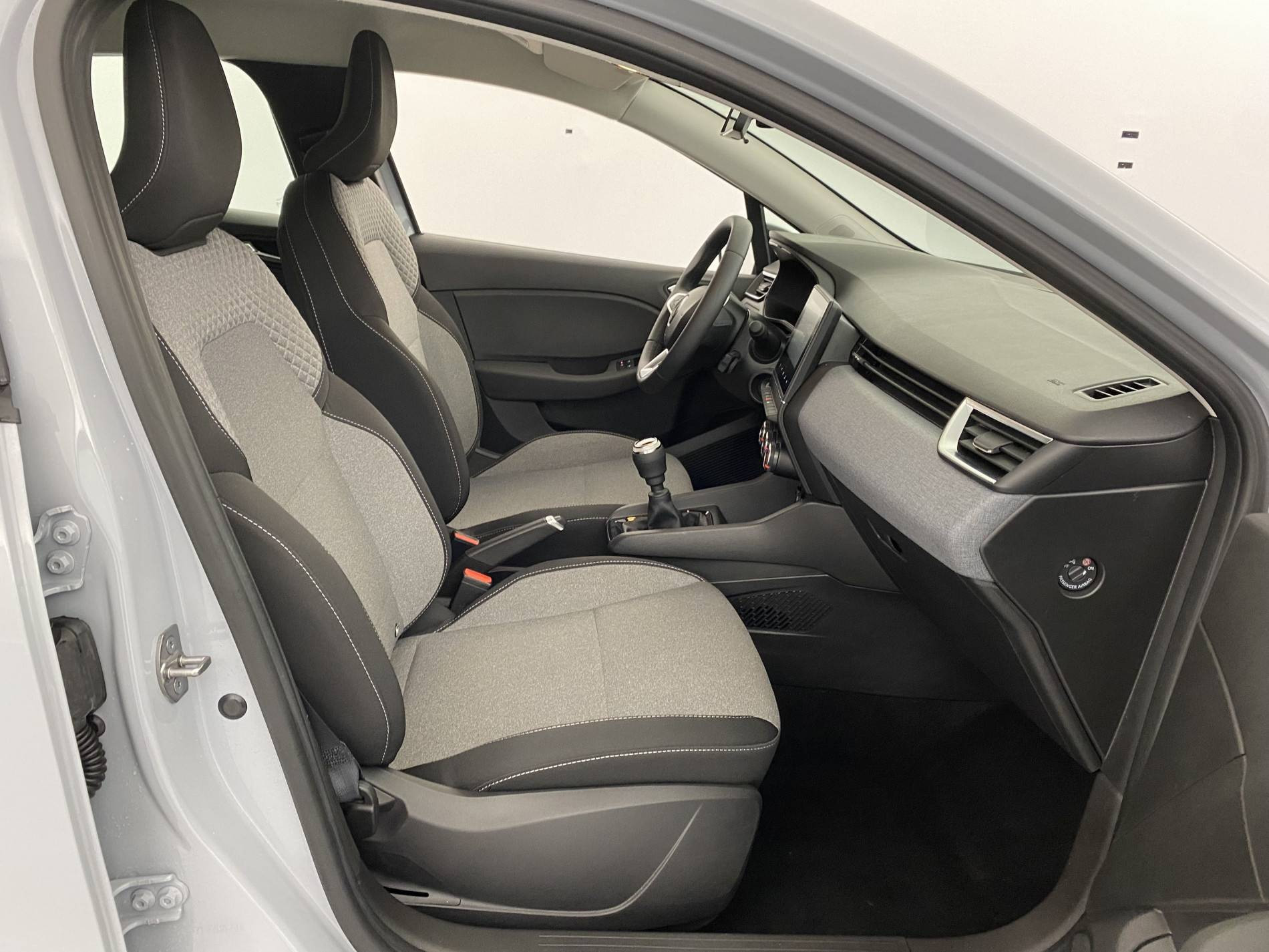 Vente en ligne Renault Clio 5 Clio TCe 90 au prix de 16 990 €