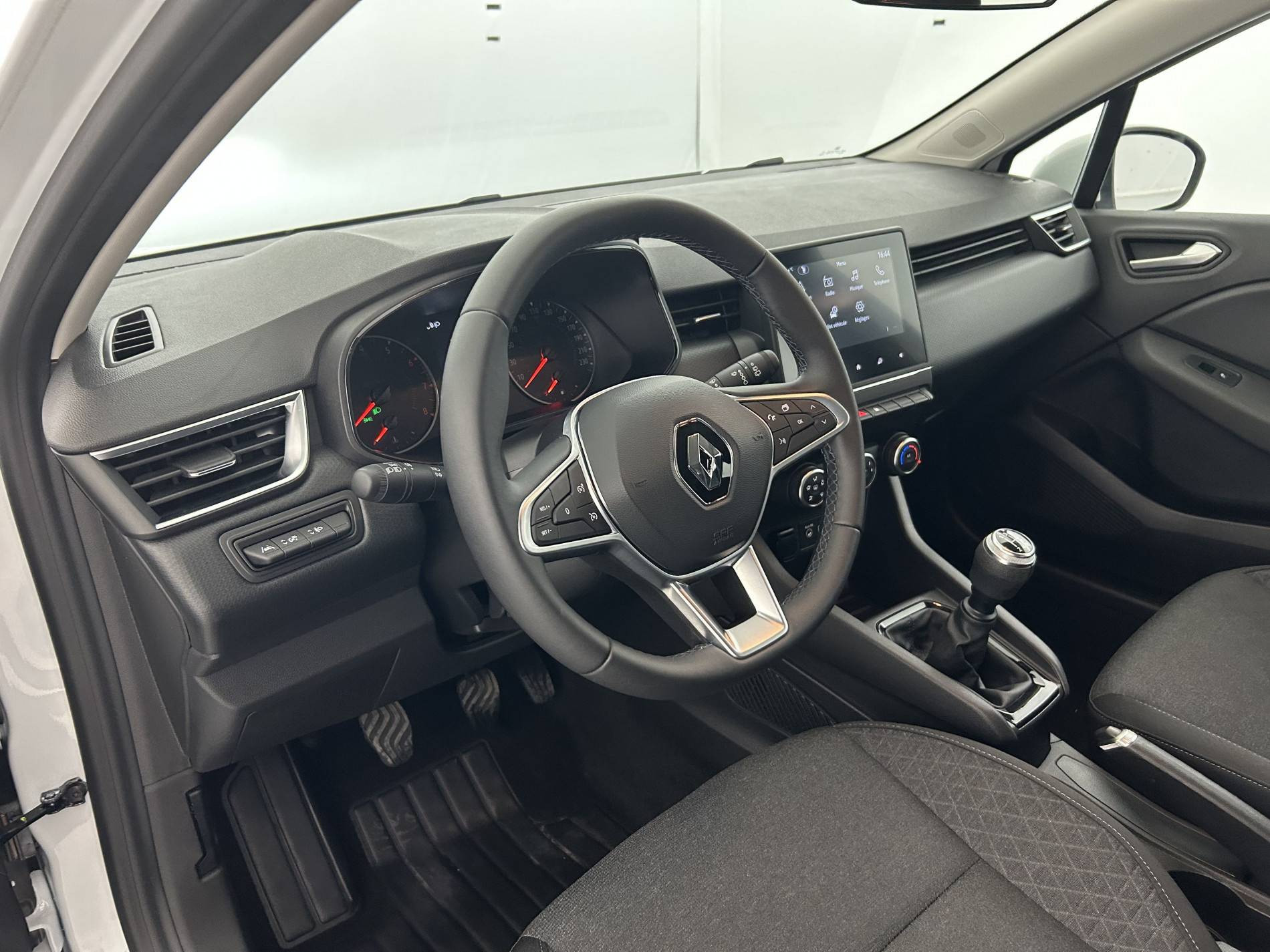 Vente en ligne Renault Clio 5 Clio SCe 65 - 21N au prix de 12 890 €