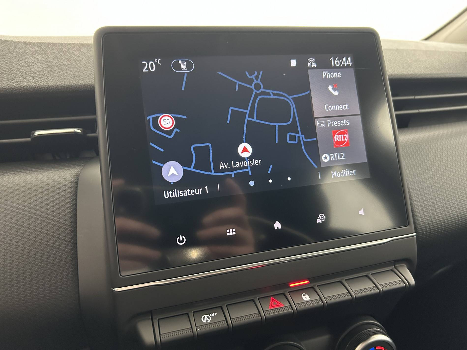 Vente en ligne Renault Clio 5 Clio SCe 65 - 21N au prix de 12 890 €