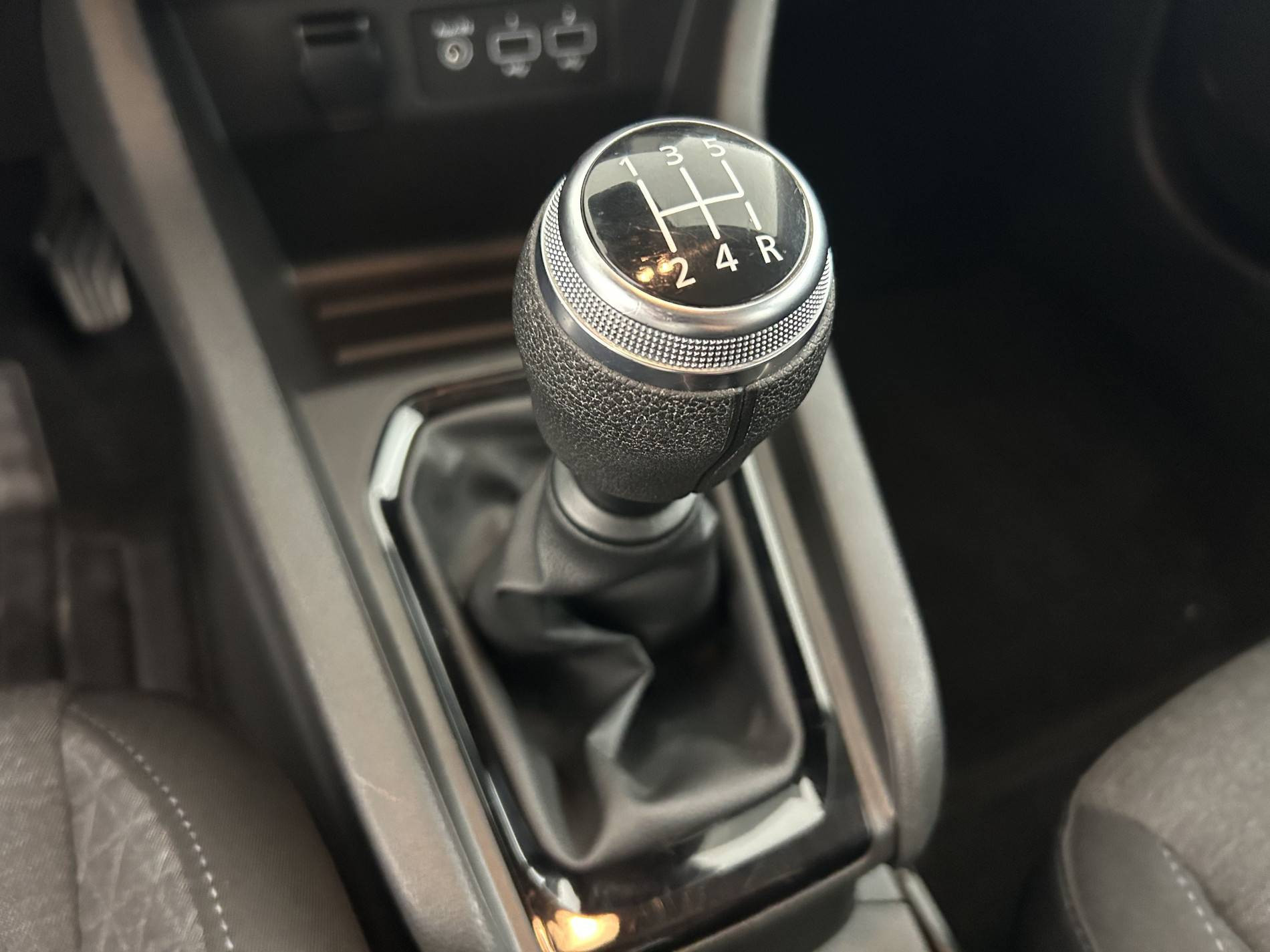 Vente en ligne Renault Clio 5 Clio SCe 65 - 21N au prix de 12 890 €