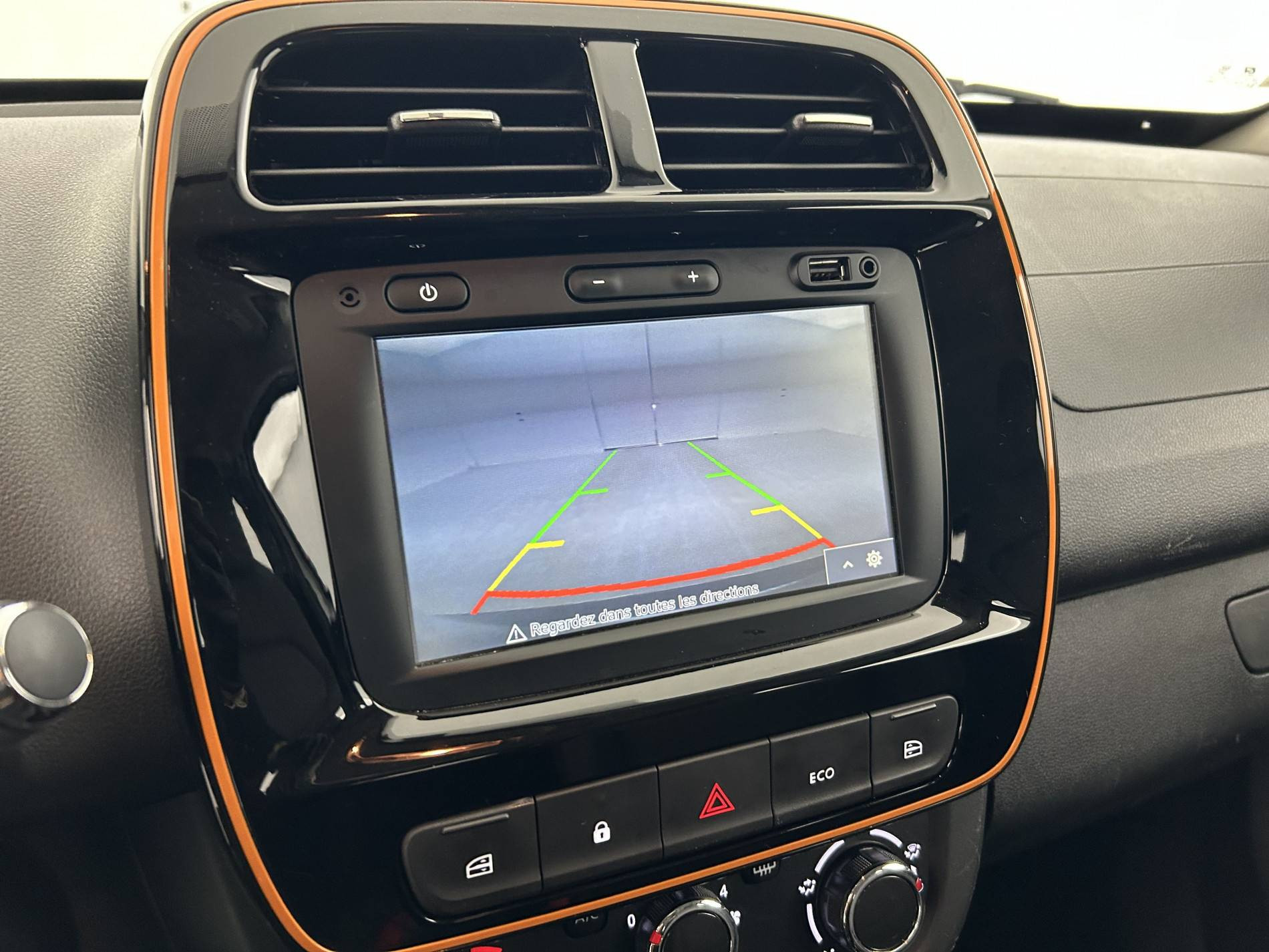 Vente en ligne Dacia Spring  Achat Intégral au prix de 10 990 €