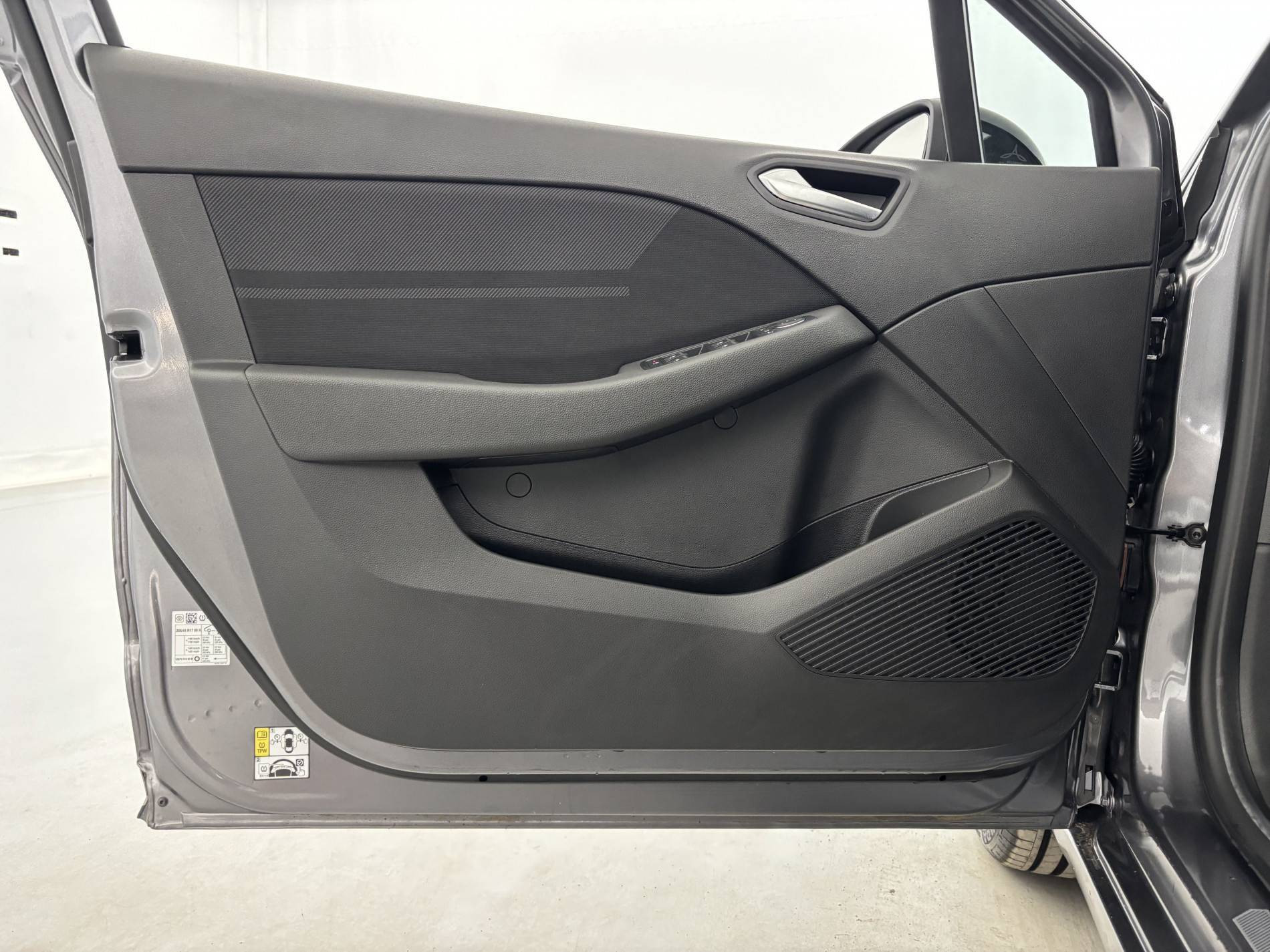 Vente en ligne Renault Clio 5 Clio E-Tech full hybrid 145 ch GSR2 au prix de 23 690 €