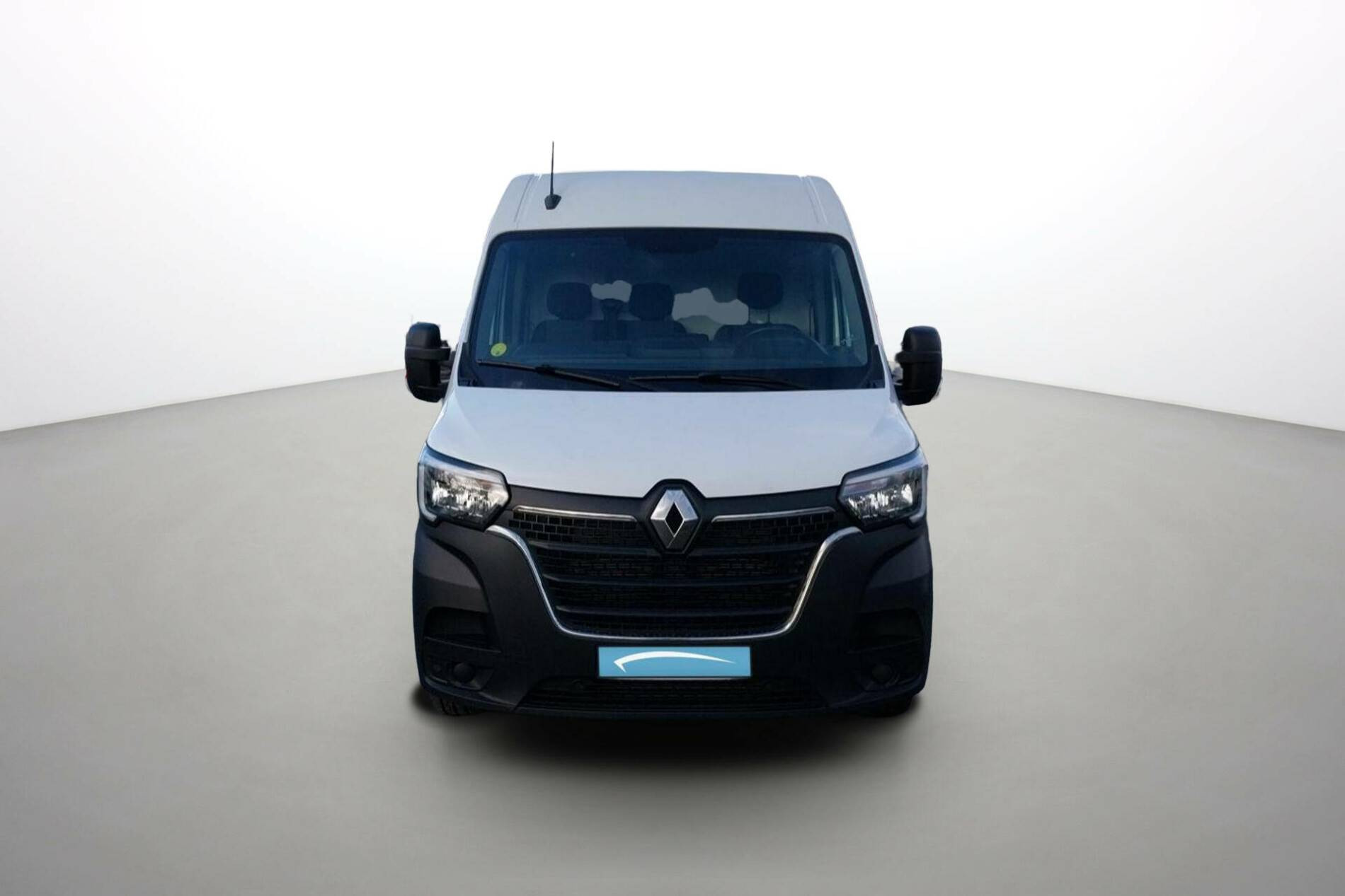 Vente en ligne Renault Master Fourgon MASTER FGN TRAC F3500 L2H2 BLUE DCI 135 au prix de 26 990 €