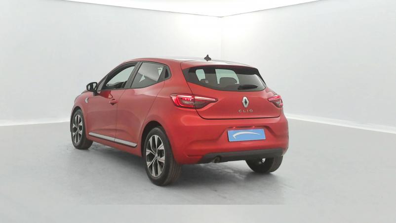 Vente en ligne Renault Clio 5 Clio TCe 90 - 21N au prix de 15 490 €
