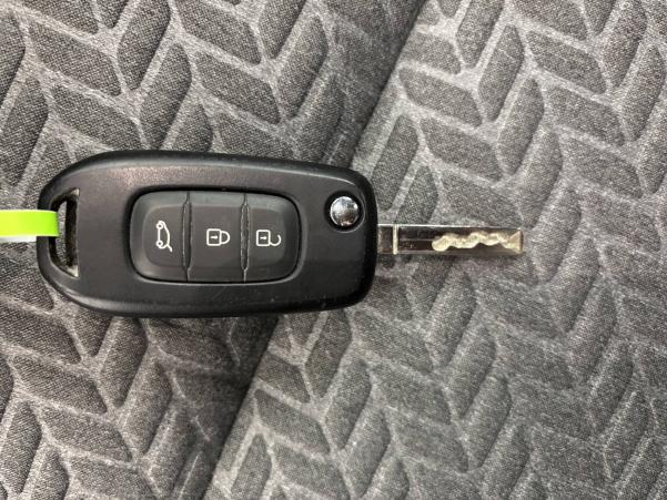 Vente en ligne Renault Clio 5 Clio TCe 90 - 21N au prix de 15 490 €