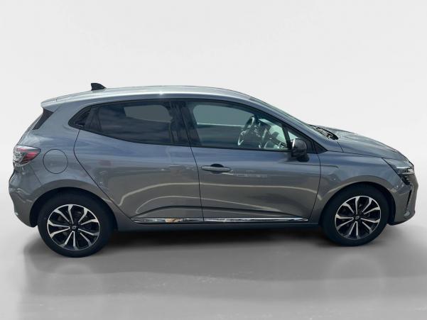 Vente en ligne Renault Clio 5 Clio TCe 90 au prix de 17 490 €