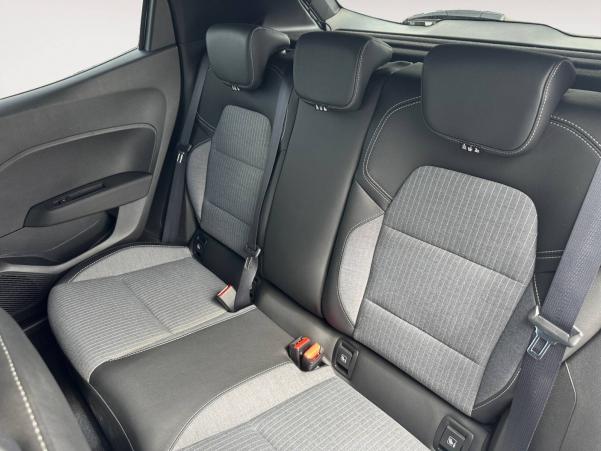 Vente en ligne Renault Clio 5 Clio TCe 90 au prix de 17 490 €