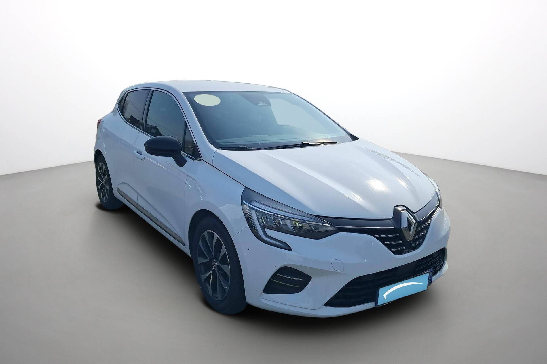 Vente en ligne Renault Clio 5 Clio E-Tech full hybrid 145 au prix de 17 990 €