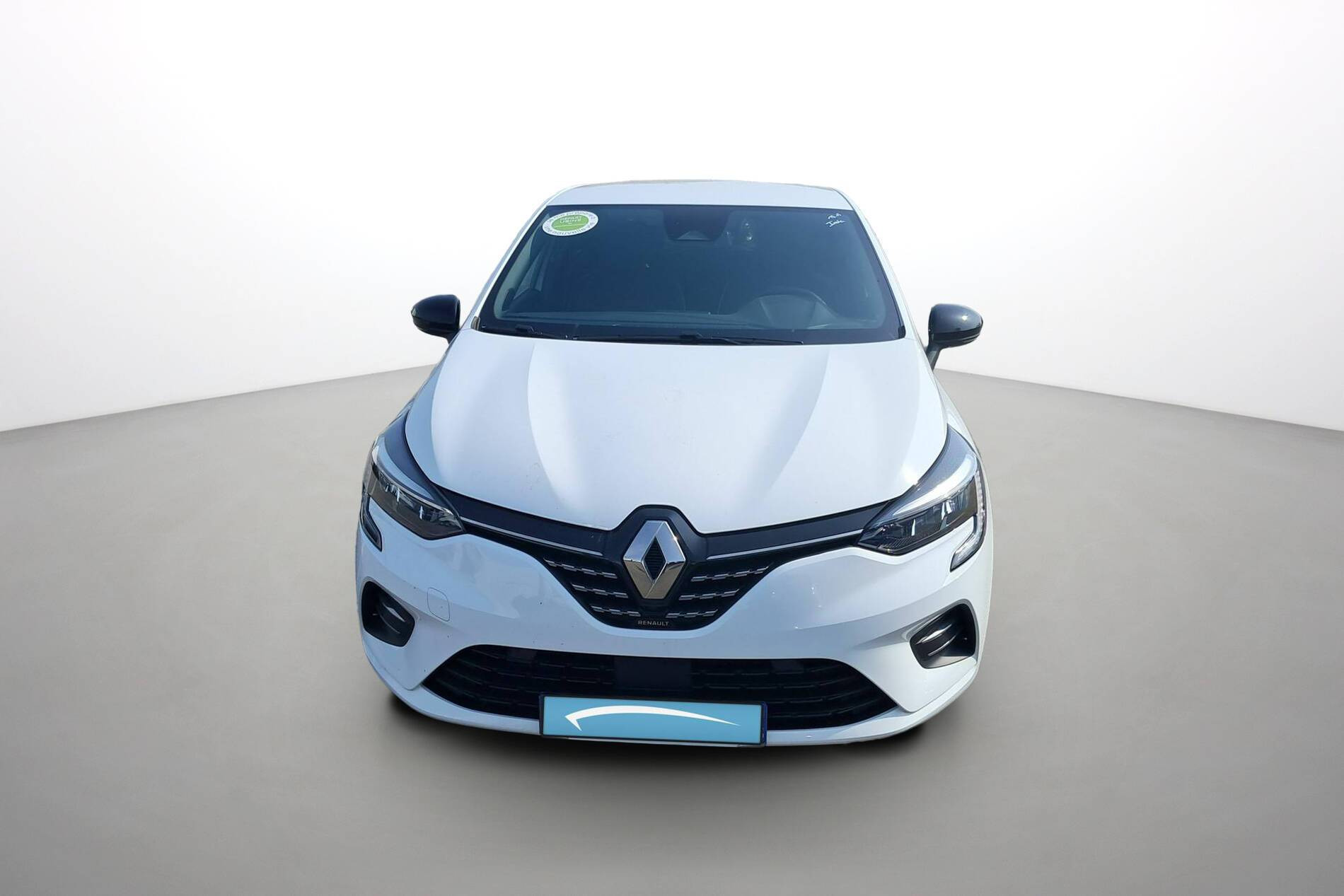 Vente en ligne Renault Clio 5 Clio E-Tech full hybrid 145 au prix de 17 990 €