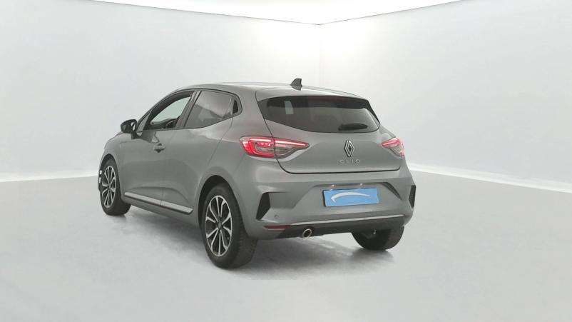 Vente en ligne Renault Clio 5 Clio TCe 90 au prix de 17 690 €