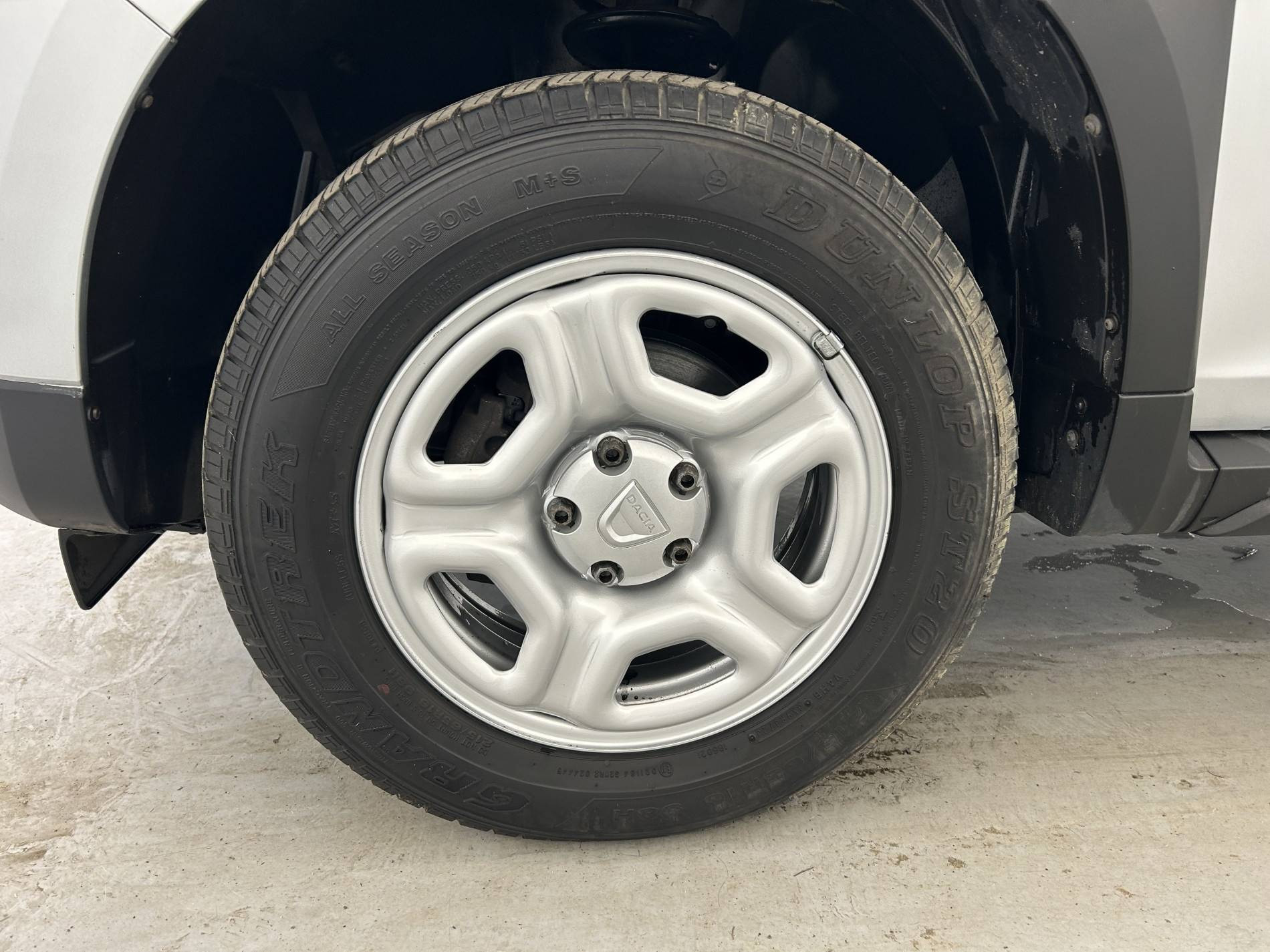 Vente en ligne Dacia Duster  Blue dCi 115 4x2 au prix de 15 490 €