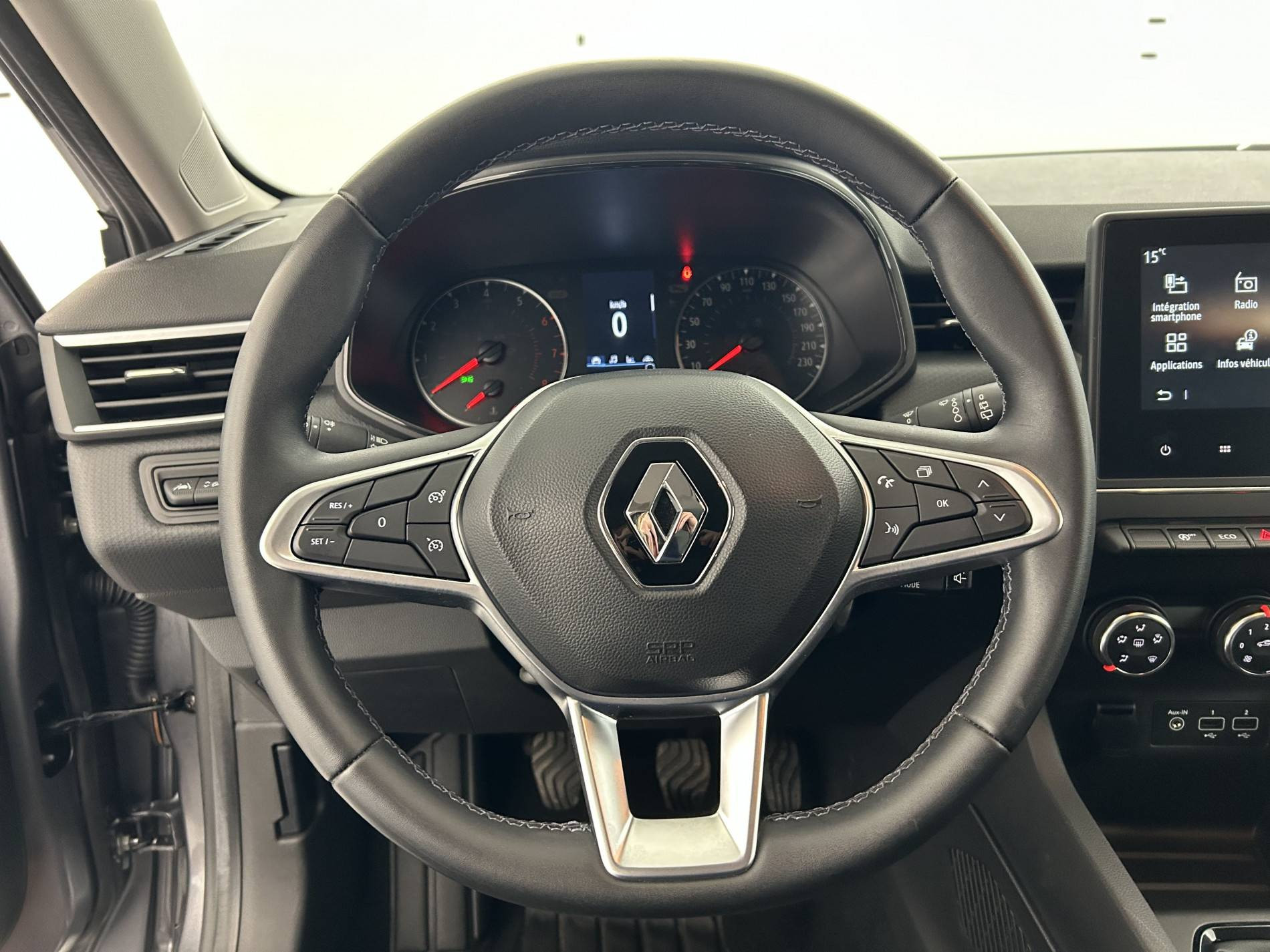 Vente en ligne Renault Clio 5 Clio TCe 90 au prix de 15 990 €