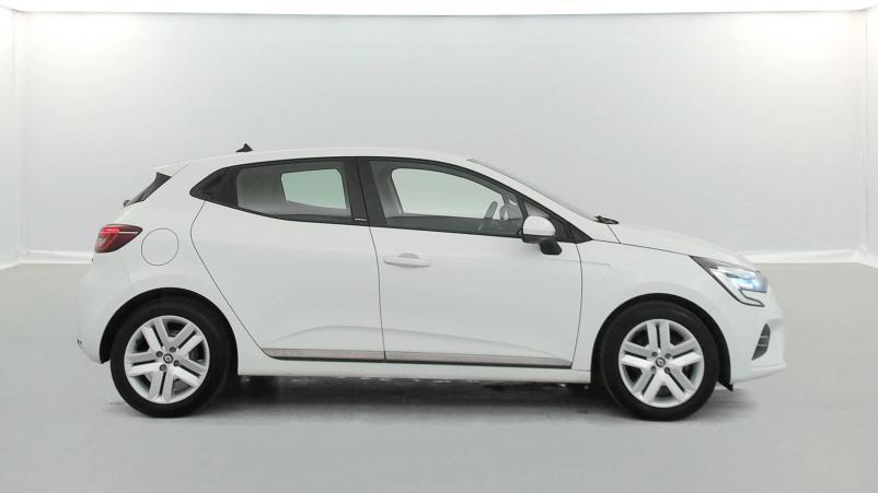 Vente en ligne Renault Clio 5 Clio E-Tech 140 au prix de 14 490 €