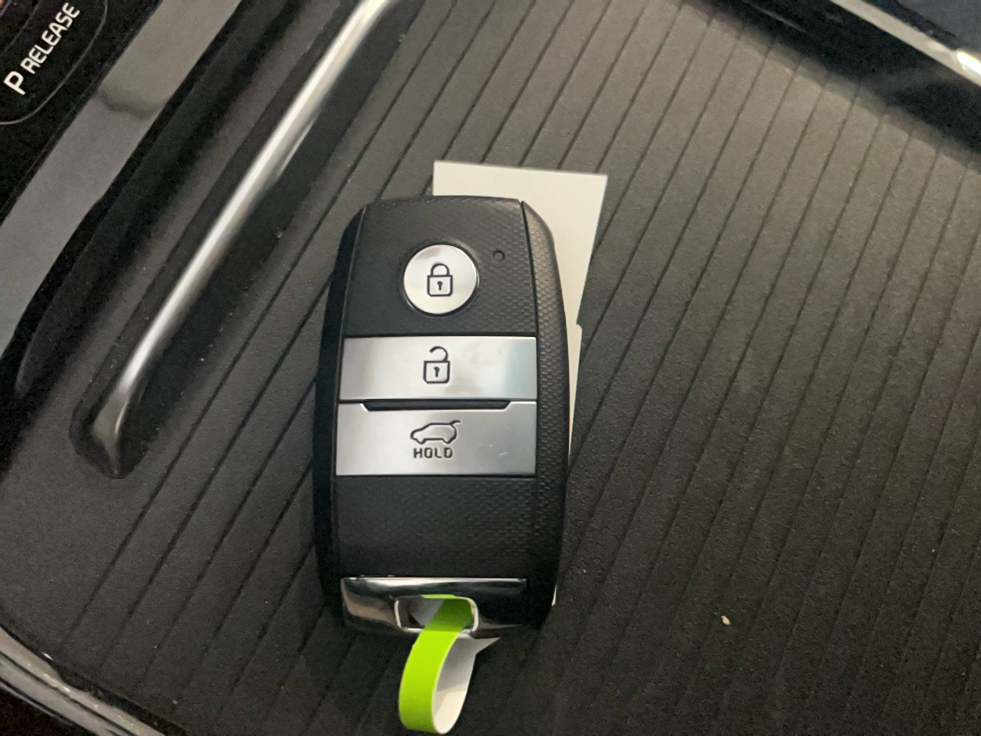 Vente en ligne Kia e-Niro  Electrique 204 ch au prix de 16 490 €