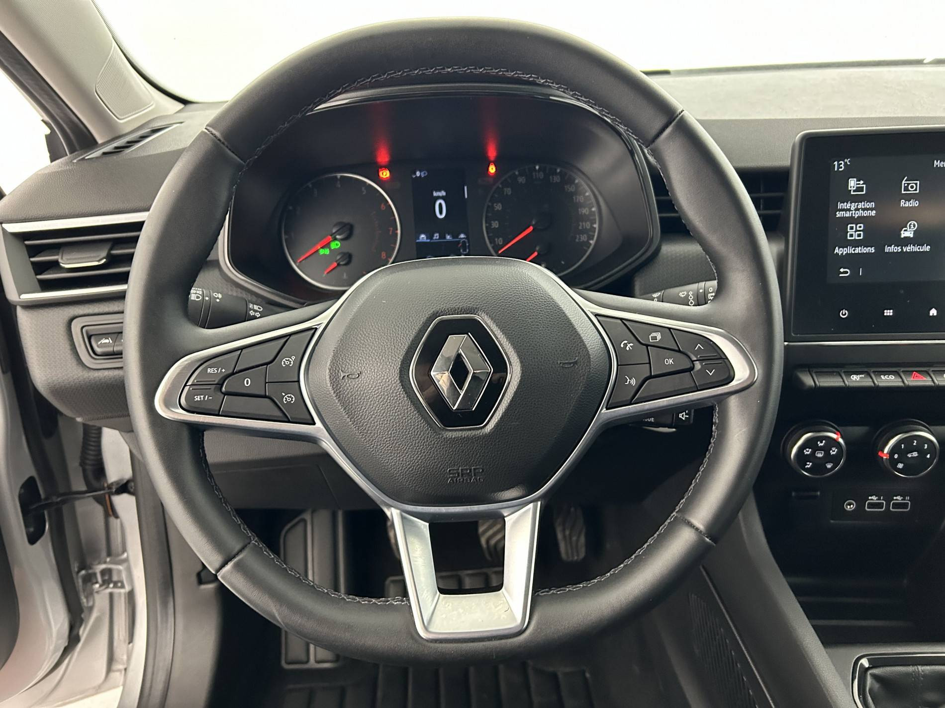 Vente en ligne Renault Clio 5 Clio TCe 90 au prix de 15 490 €