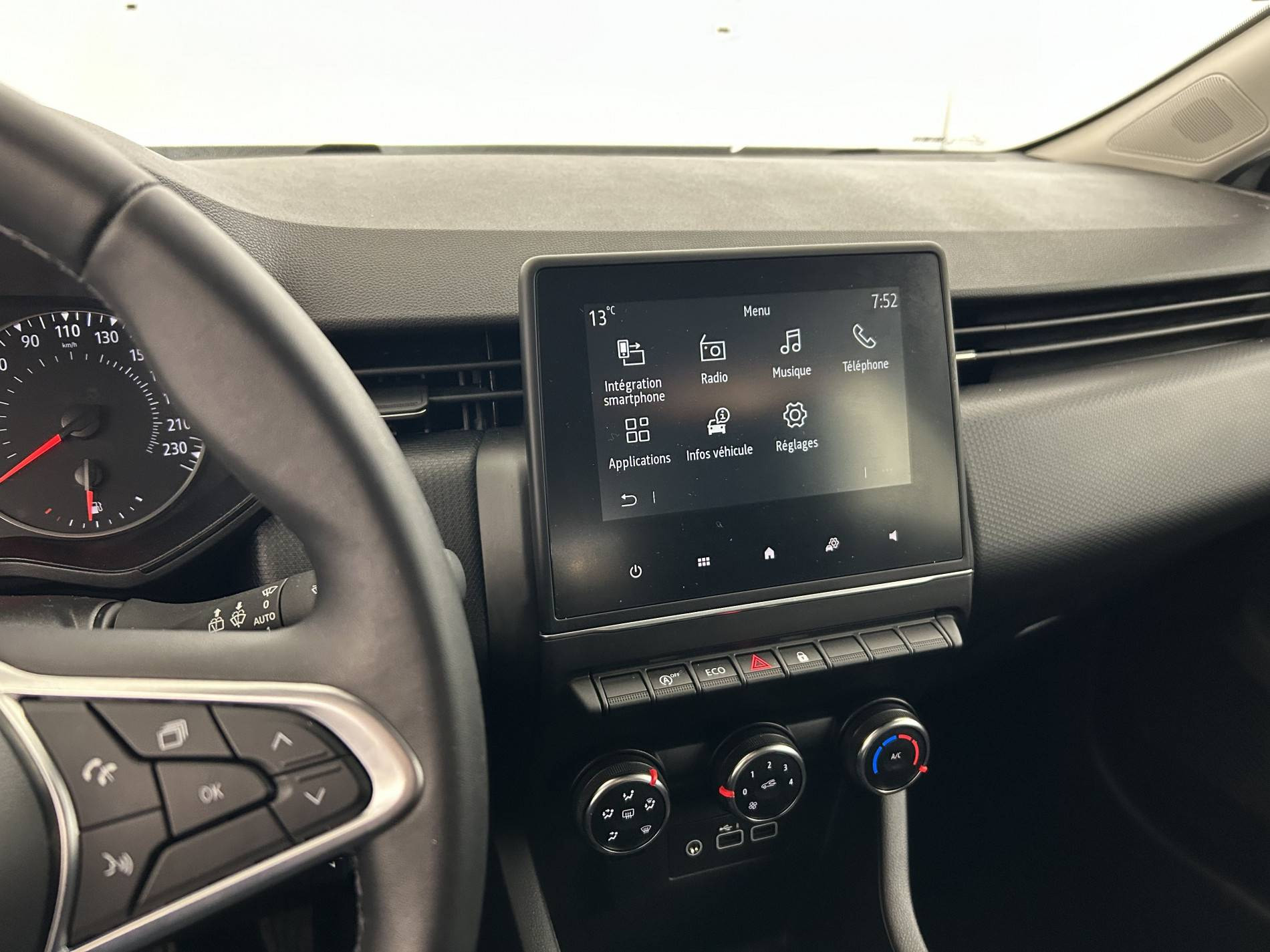 Vente en ligne Renault Clio 5 Clio TCe 90 au prix de 15 490 €