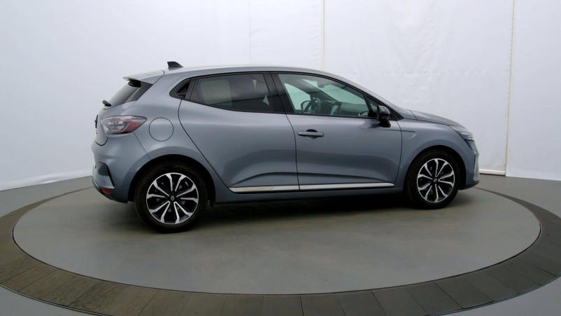 Vente en ligne Renault Clio 5 Clio TCe 90 au prix de 17 690 €