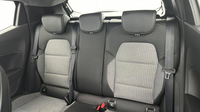 Vente en ligne Renault Clio 5 Clio TCe 90 au prix de 17 490 €