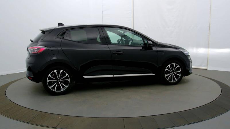 Vente en ligne Renault Clio 5 Clio TCe 90 au prix de 17 490 €