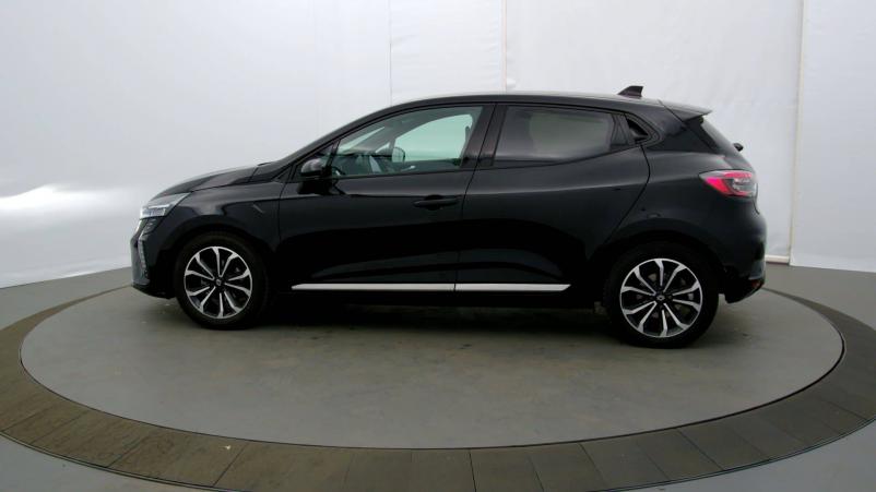 Vente en ligne Renault Clio 5 Clio TCe 90 au prix de 17 490 €