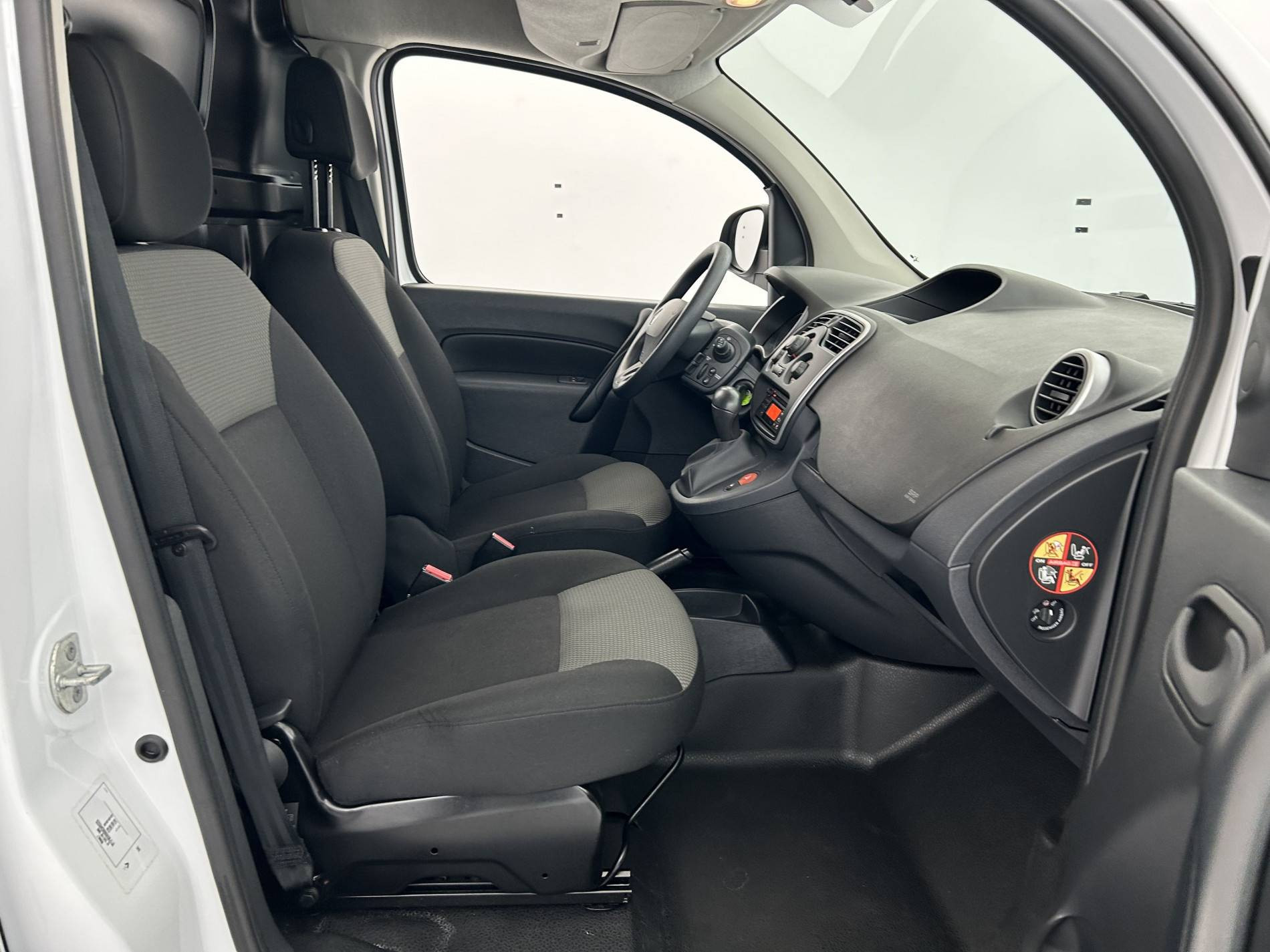 Vente en ligne Renault Kangoo Electrique  ACHAT INTEGRAL au prix de 10 990 €