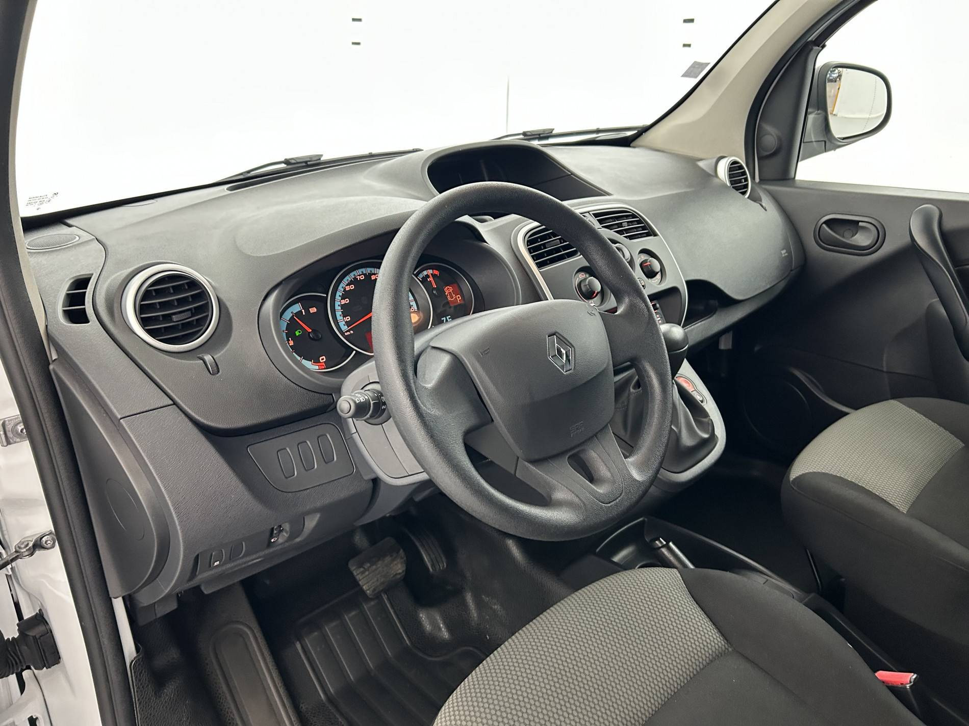 Vente en ligne Renault Kangoo Electrique  ACHAT INTEGRAL au prix de 10 990 €