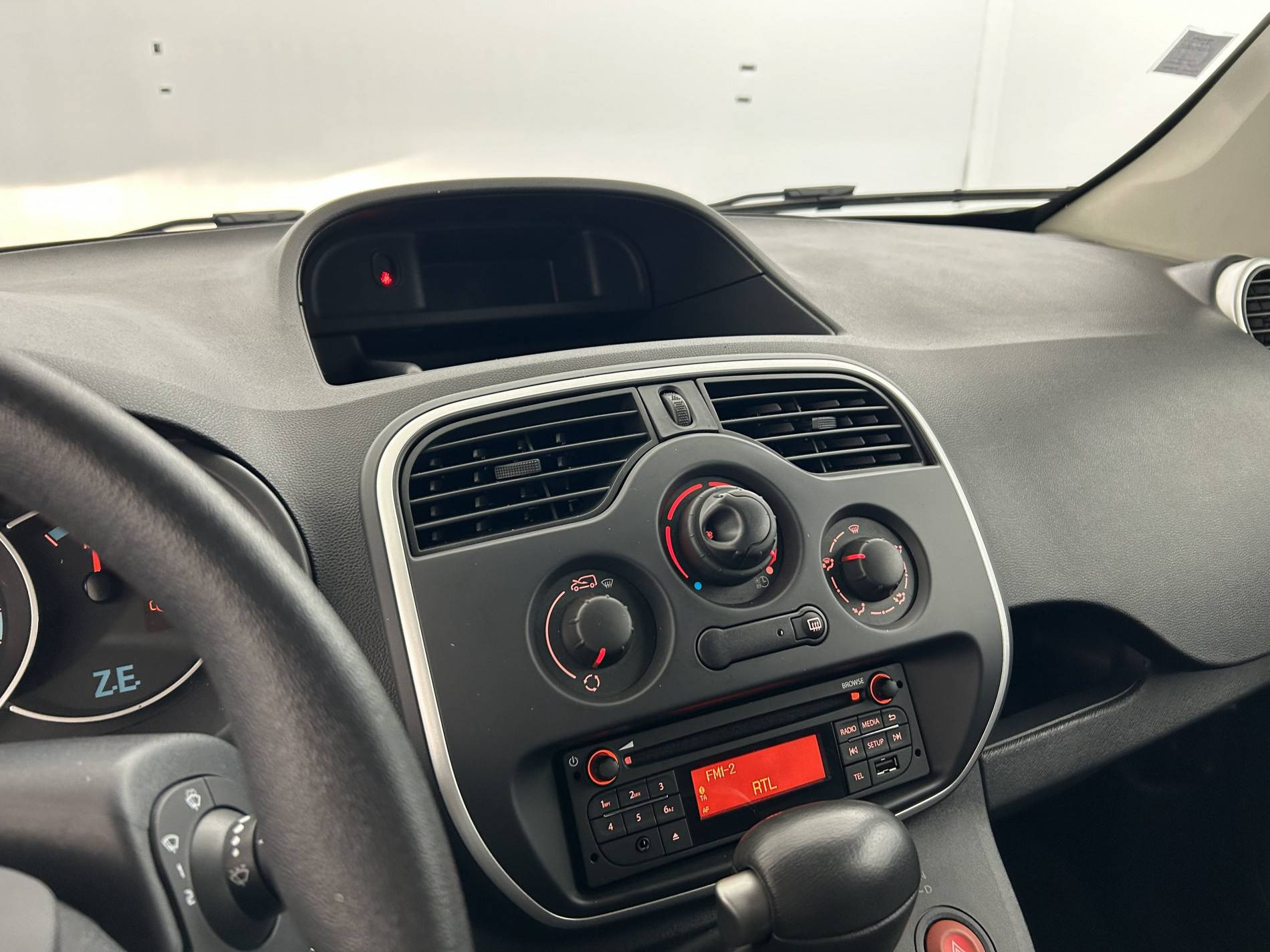 Vente en ligne Renault Kangoo Electrique  ACHAT INTEGRAL au prix de 10 990 €