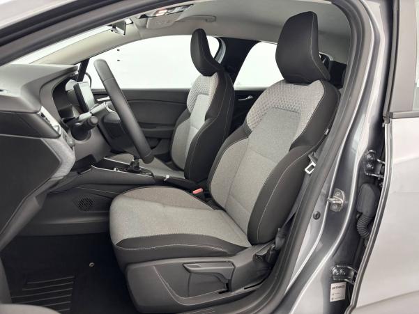 Vente en ligne Renault Clio 5 Clio Blue dCi 100 au prix de 16 890 €