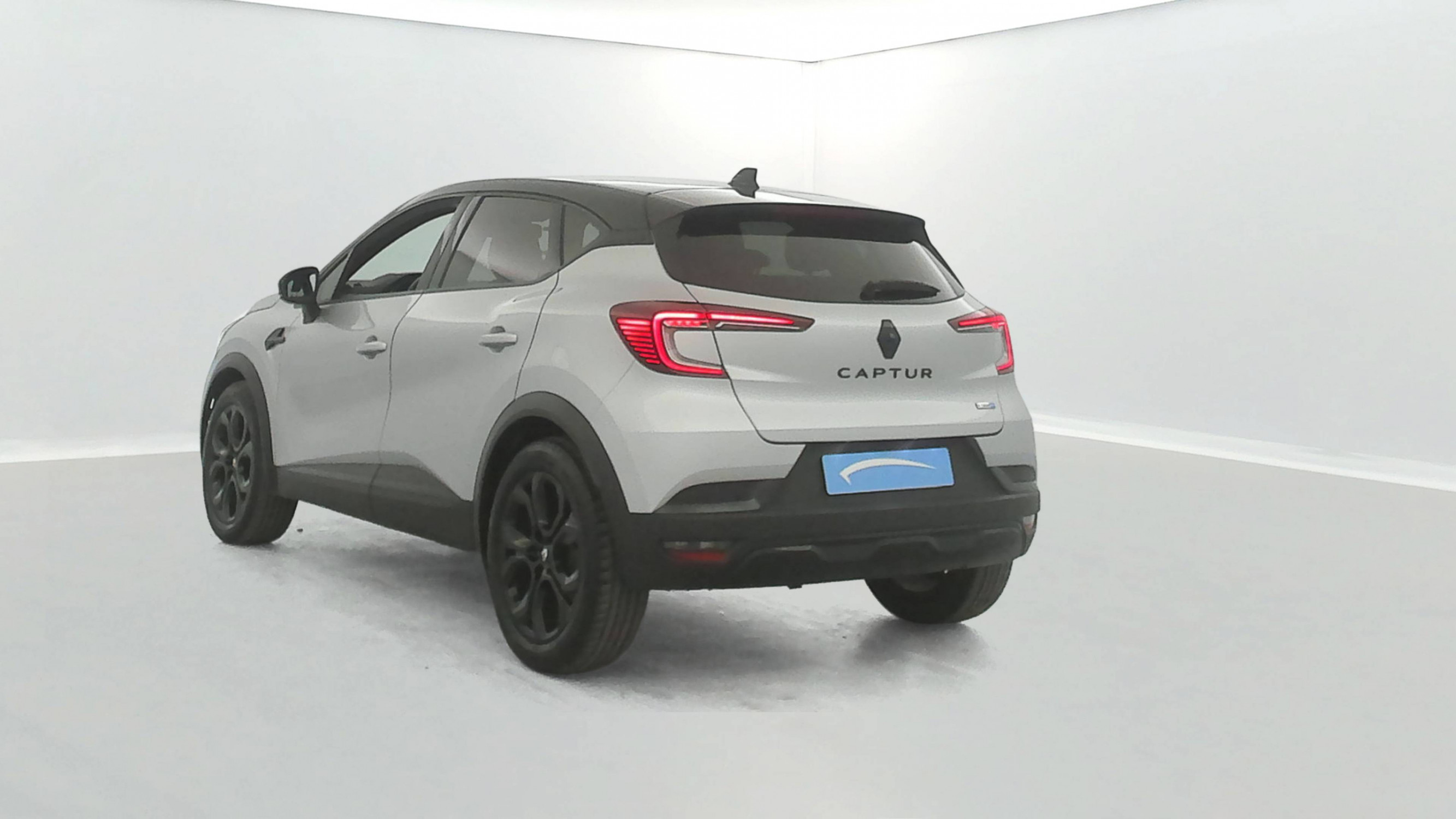 Vente en ligne Renault Captur  E-Tech 145 au prix de 20 490 €