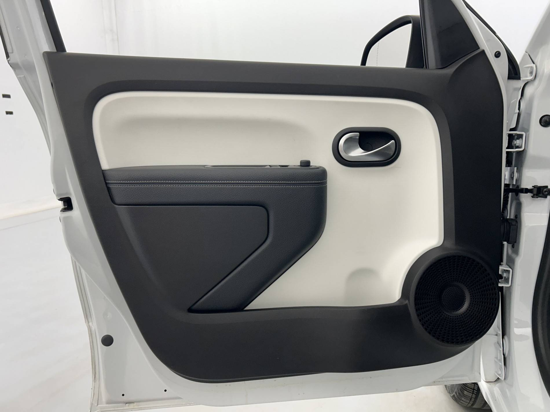 Vente en ligne Renault Twingo 3  SCe 65 au prix de 9 990 €